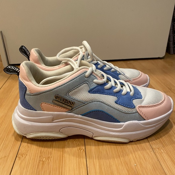 Guess Factory Nadean Dad Sneaker/Tennis Shoe Light Pink and Blue Suede Size 6 - Picture 6 of 9